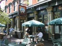 079 - Outside the Wharf Rat